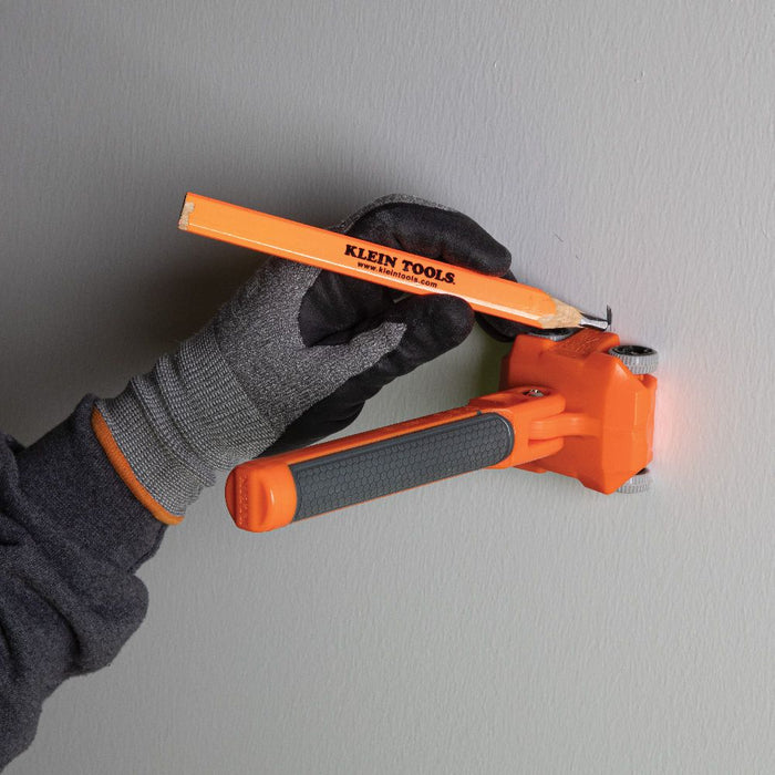 Using the Klein Tools Magnetic Wire Puller as a metal stud finder