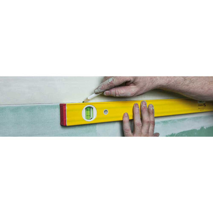 Marking a wall with Stabila Type 80 AS-2 Spirit Level