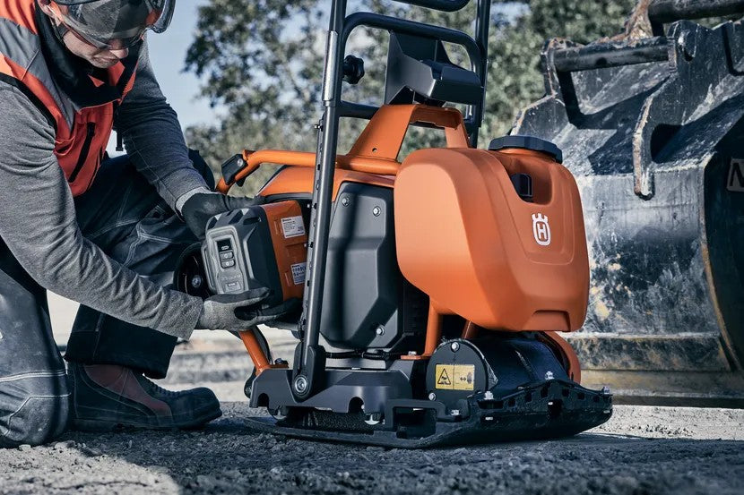 Husqvarna LF 75 PACE Battery Forward Plate Compactor