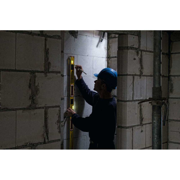 Marking walls in the dark with Stabila Type 196-2 LED Lighted Level 