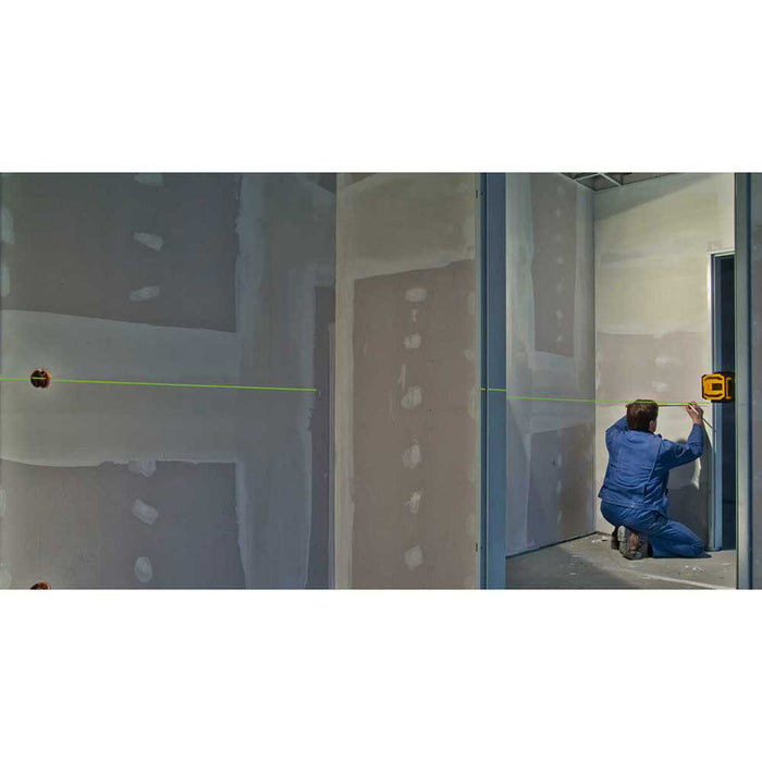 Measuring on drywall with Stabila LAX 300 G Cross Line Laser 