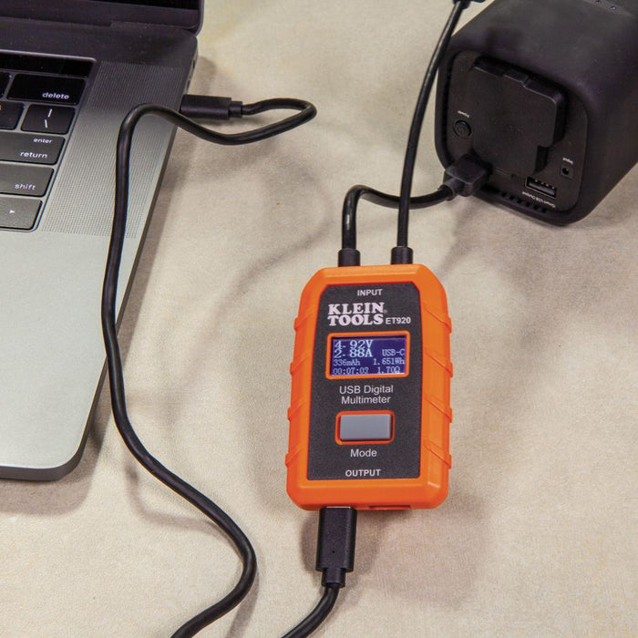 Testing USB connection with Klein Tools ET920 Digital Meter