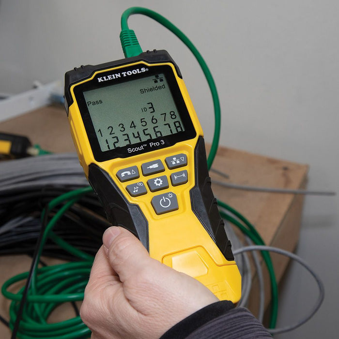Testing cables with Klein Tools VDV501-851 tester