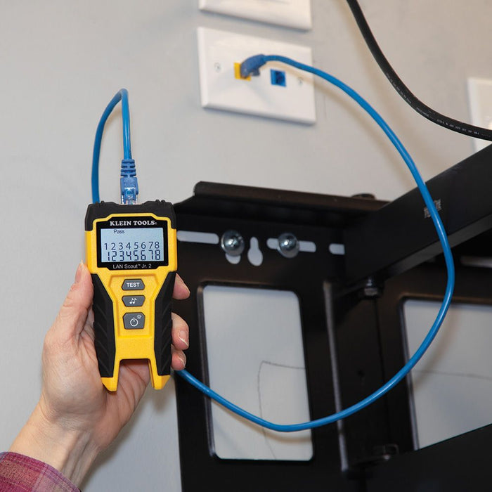 Testing cable outlet with Klein Tools LAN Scout™ Jr. 2 Cable Tester